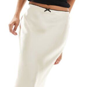Satin Style Cream Based Skirt Top Set Mini Black Bow Maxi Skirt With Top Size S